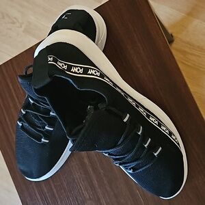 NWOT Pony PF2 trail riders never worn